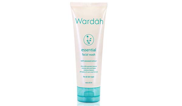 Wardah Essential Facial Wash