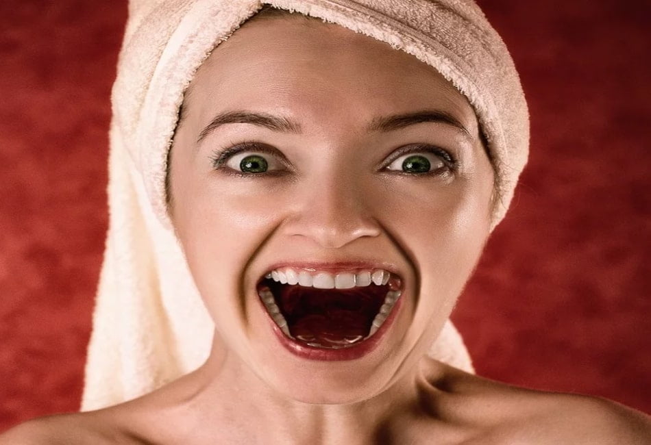 10 Rekomendasi Produk Mouthwash Terbaik (Update Tahun 2022)